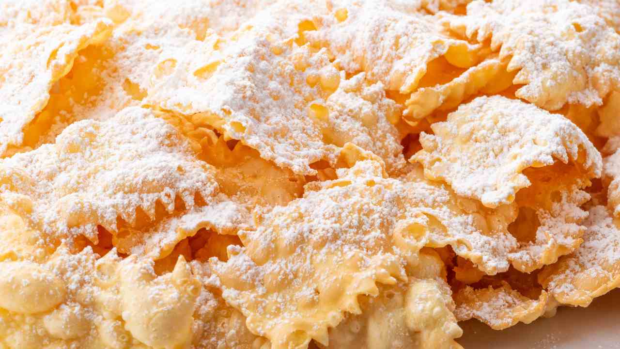 Chiacchiere-dolci-saint-honore